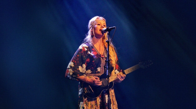 EKSTRAKONSERT Florø/Batalden, Unni Solo